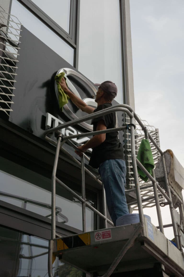 profesionálne upratovanie exteriéru žilina a okolie